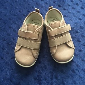 Stride Rite 6w Shoes- Never Worn